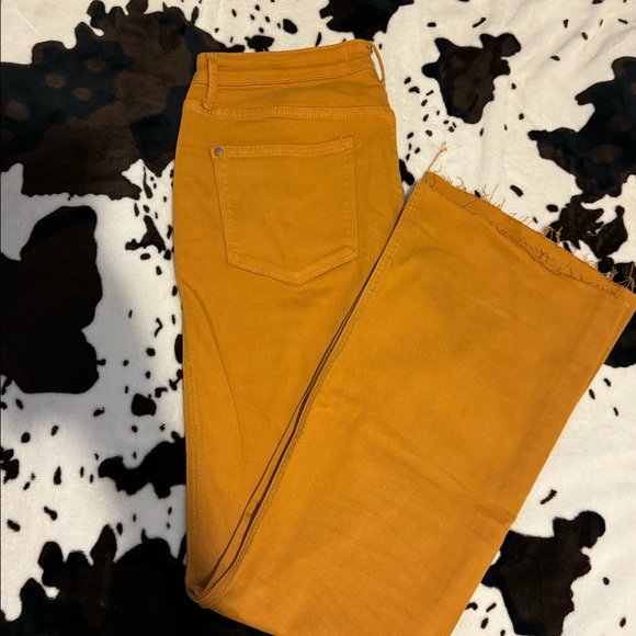 Judy blue tummy control flares - Picture 3 of 4